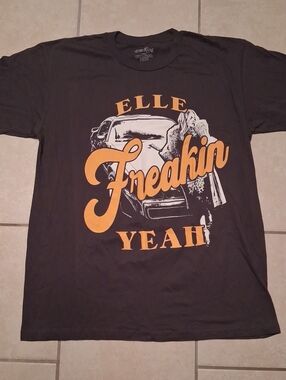 Elle King Sz L Dark Grey Hell Freakin Yeah Licensed Graphic Band Tshirt